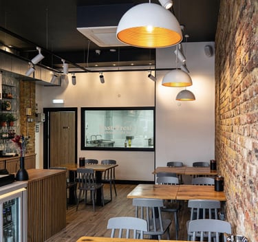 OLIVS & MEZE - LONDON